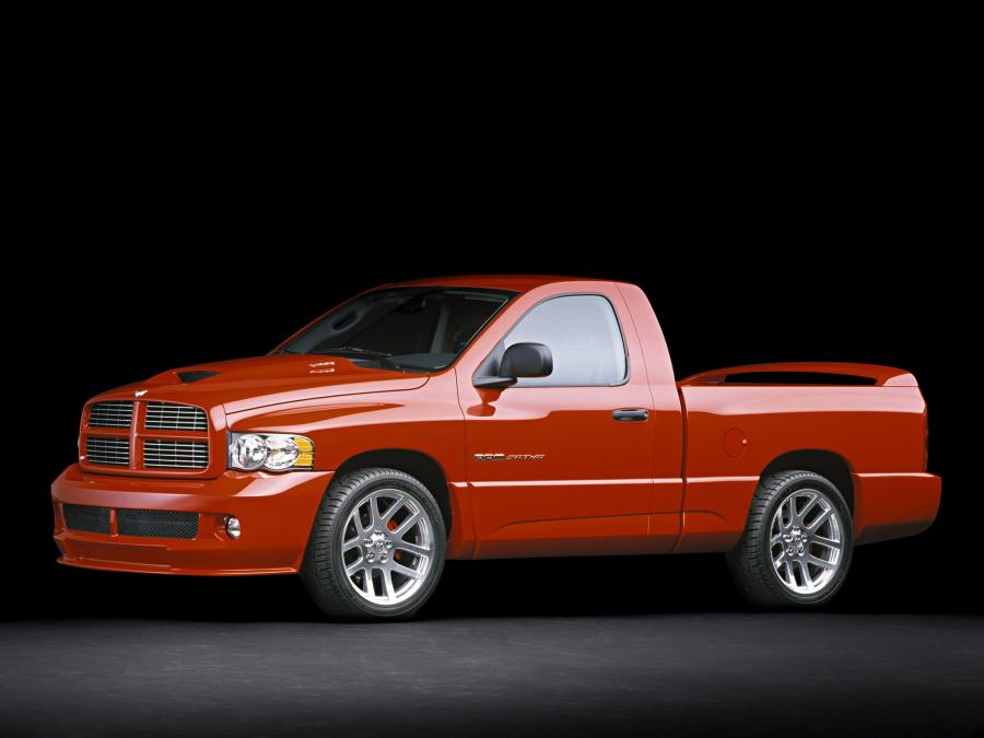  Dodge Ram SRT10 2004 года  (фото 16 из 40)
